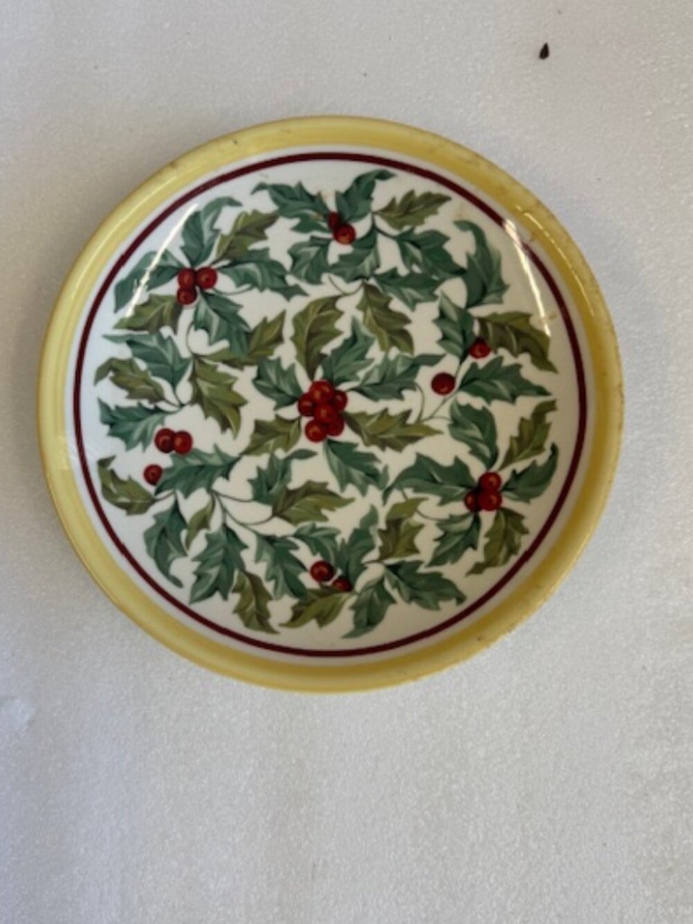 Longaberger Holiday (Holly) Plate